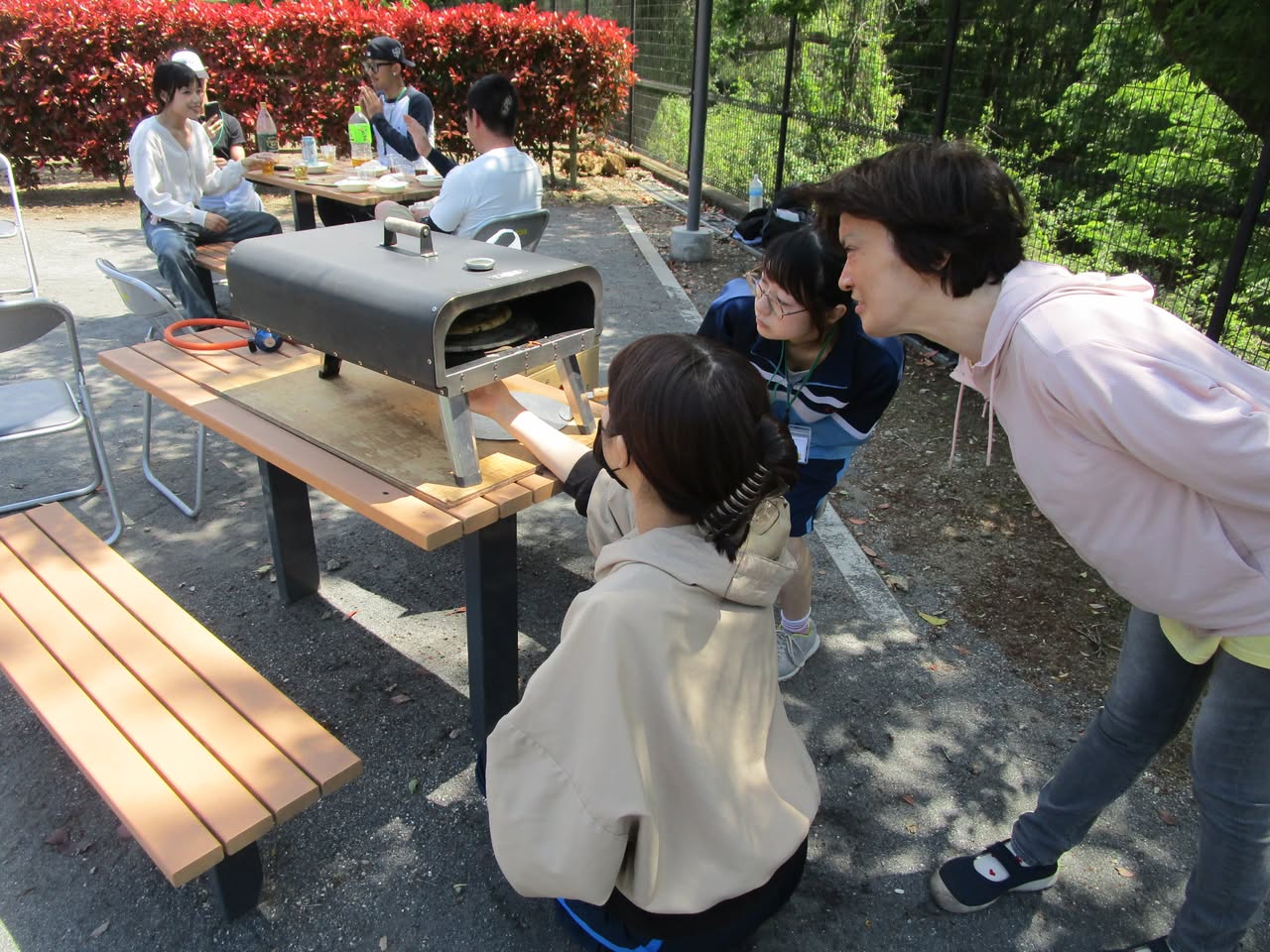 田園調布学園大学との苗植え&畑づくりイベントの様子2